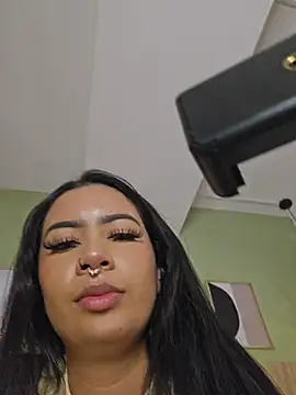 Chat +18 de Isa_Roses ao vivo