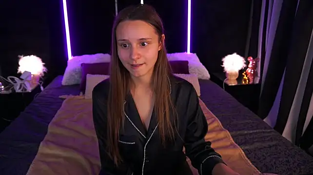 TinyNatalie Live XXX-Chat