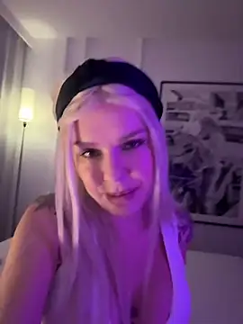 RubyLunaa Live XXX-chat