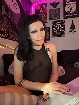 XXX chat uživo modela Gothbabbi