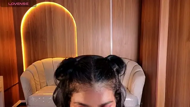 Alina_b_'s Live XXX Chat