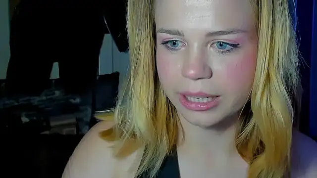 Alexacore's Live XXX Chat