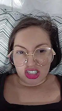 Chat +18 de Fetichista23 ao vivo