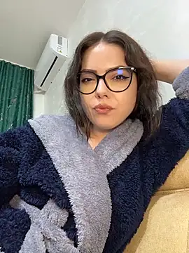 KaylaLewyss – Live XXX-chat