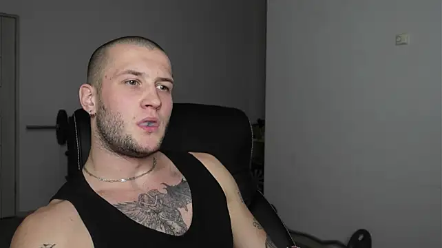 Igor_Wilde élő XXX-chatje