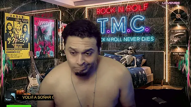 chino_roz Chat XXX live