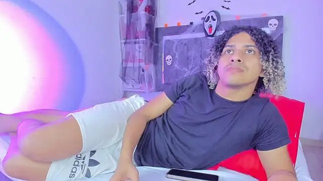 Chat XXX en directo de StevenSmith18