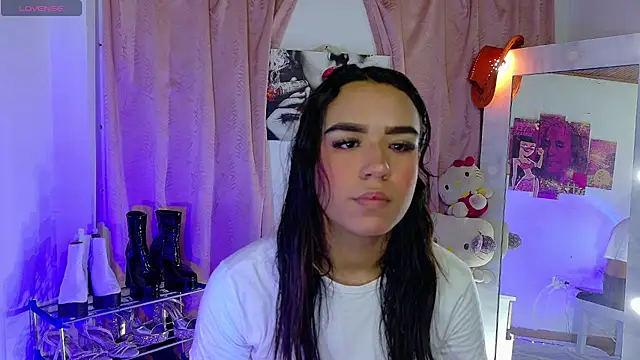 candyy_13 – Naživo XXX chat