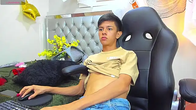 fem_danny7 Live XXX-Chat