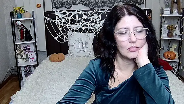 RoseHille's Live XXX Chat