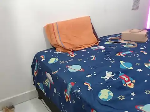 zulyythh Live XXX-chat