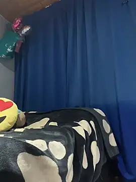 ImCrazzy's Live XXX Chat