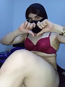 Banouti_23 Live XXX-Chat
