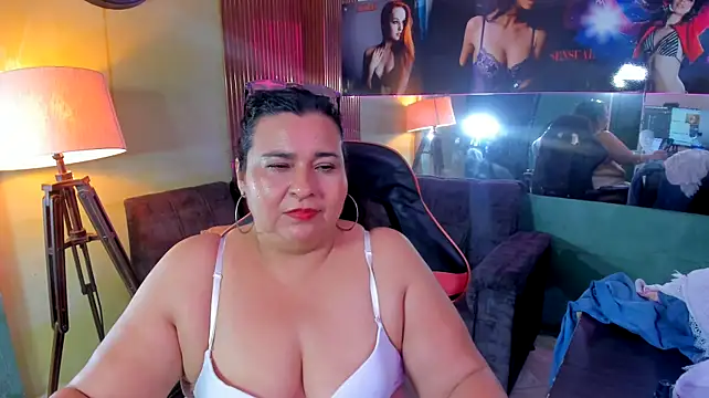 Živý XXX chat katiusca_rm