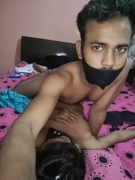 Laila_Majnuu élő XXX-chatje