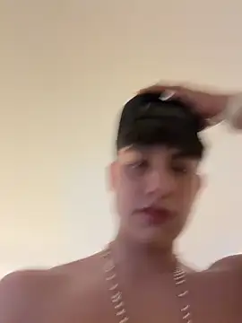 Lander_Cruz élő XXX-chatje