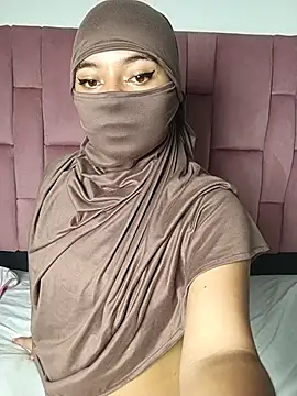 Samira_1 élő XXX-chatje