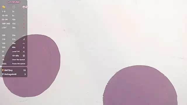 Aiuny_Queens élő XXX-chatje