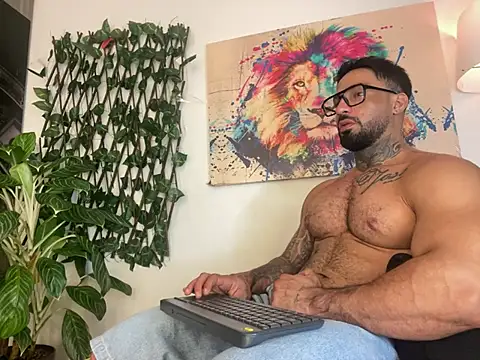 Miller_dominant's Live XXX Chat
