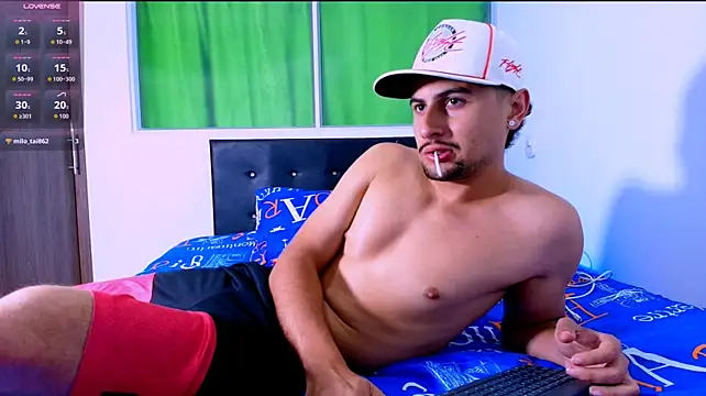Deivy___ লাইভ XXX চ্যাট