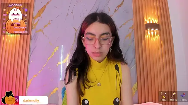 Molly_A's Live XXX Chat