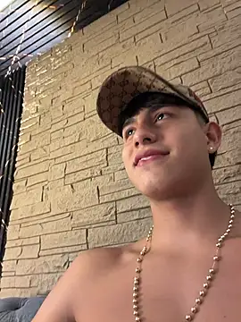 Lander_Cruz live XXX chat