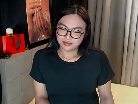 AsianHotPrecious 现场XXX聊天
