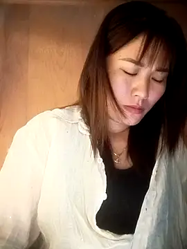 MIANSNI02 现场XXX聊天