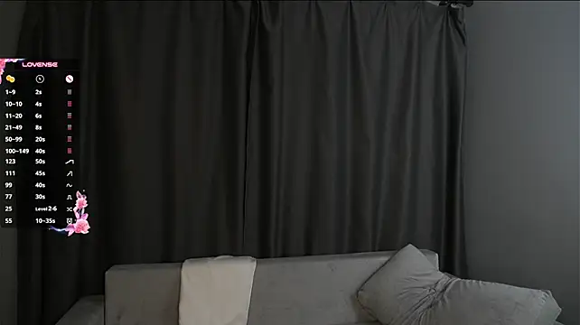 Chat +18 de VivienQ ao vivo