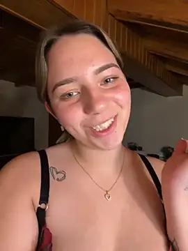 Naomi-Klein Live XXX-Chat