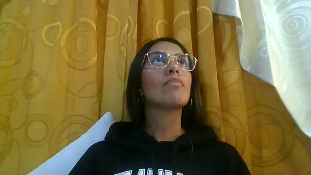 Juanabrunette7 Live XXX-Chat