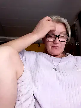 irinamaux XXX чат на живо