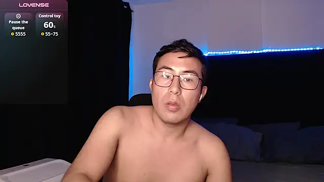 andrewmhilton_'s Live XXX Chat