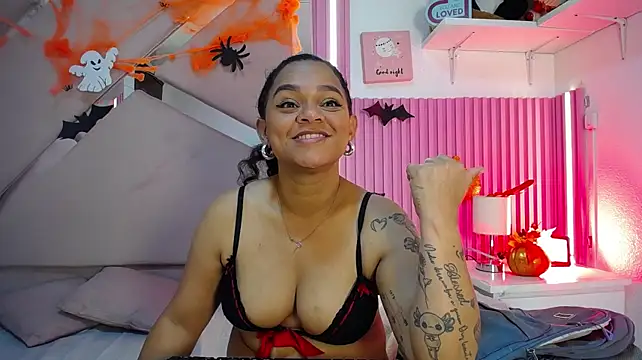Chat XXX en directo de Amber_and_Tyler_