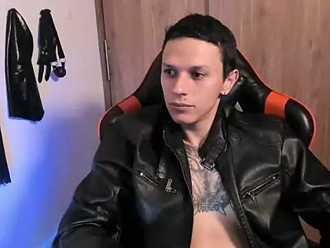 Онлайн чат XXX Masterdave7