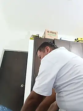 Romeo_sex15 网络视讯表演