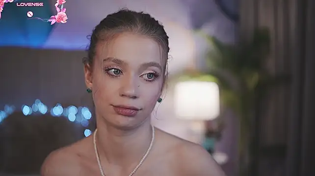 SunnyLay: онлайн-секс-чат