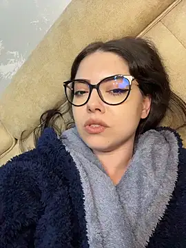 KaylaLewyss' Live XXX Chat