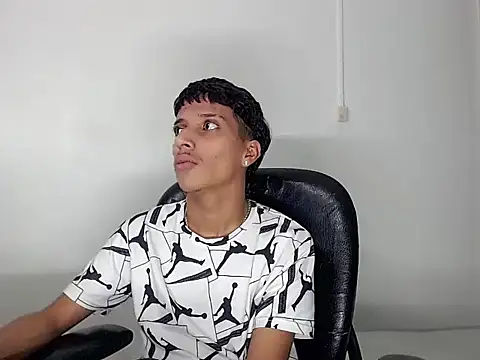 Chat XXX ao vivo de brayan__hot__