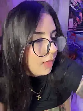 Kittyhelll_ – Naživo XXX chat