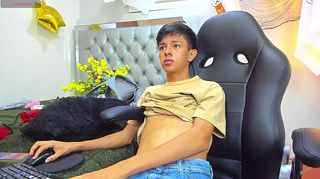 Živý XXX chat fem_danny7