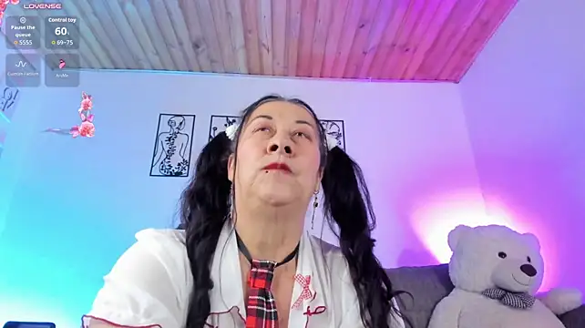 Aura_QS' Live XXX Chat