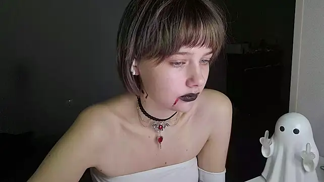 ExitedTroth live XXX chat