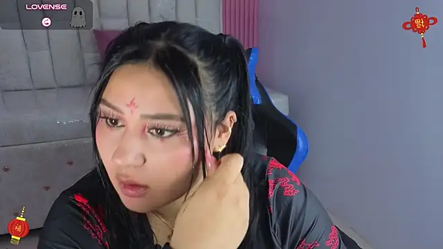 Zarath_tfn Live XXX chat
