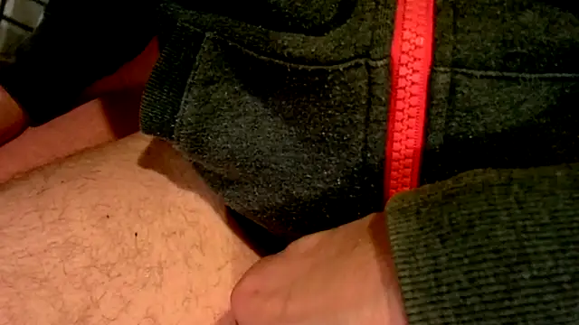 T0Yforeskin Live XXX-Chat