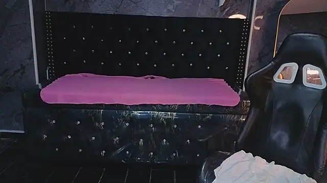 Sandra98_b's Live XXX Chat