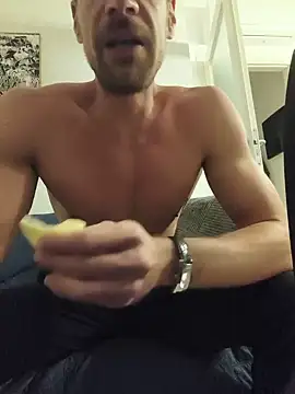 Lambe91 Chat XXX live