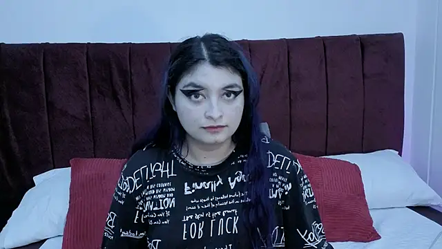 Czat XXX na żywo – Violeta_Tepes