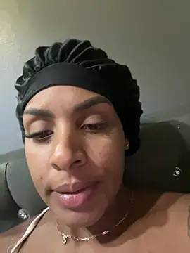 julixxx22's Live XXX Chat