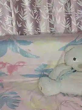 hot-baby-Nikki élő XXX-chatje